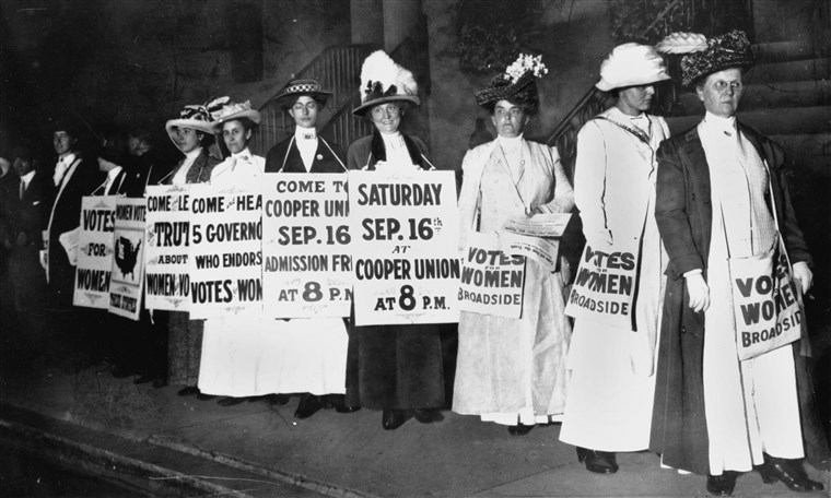 Photo of suffragettes protesting